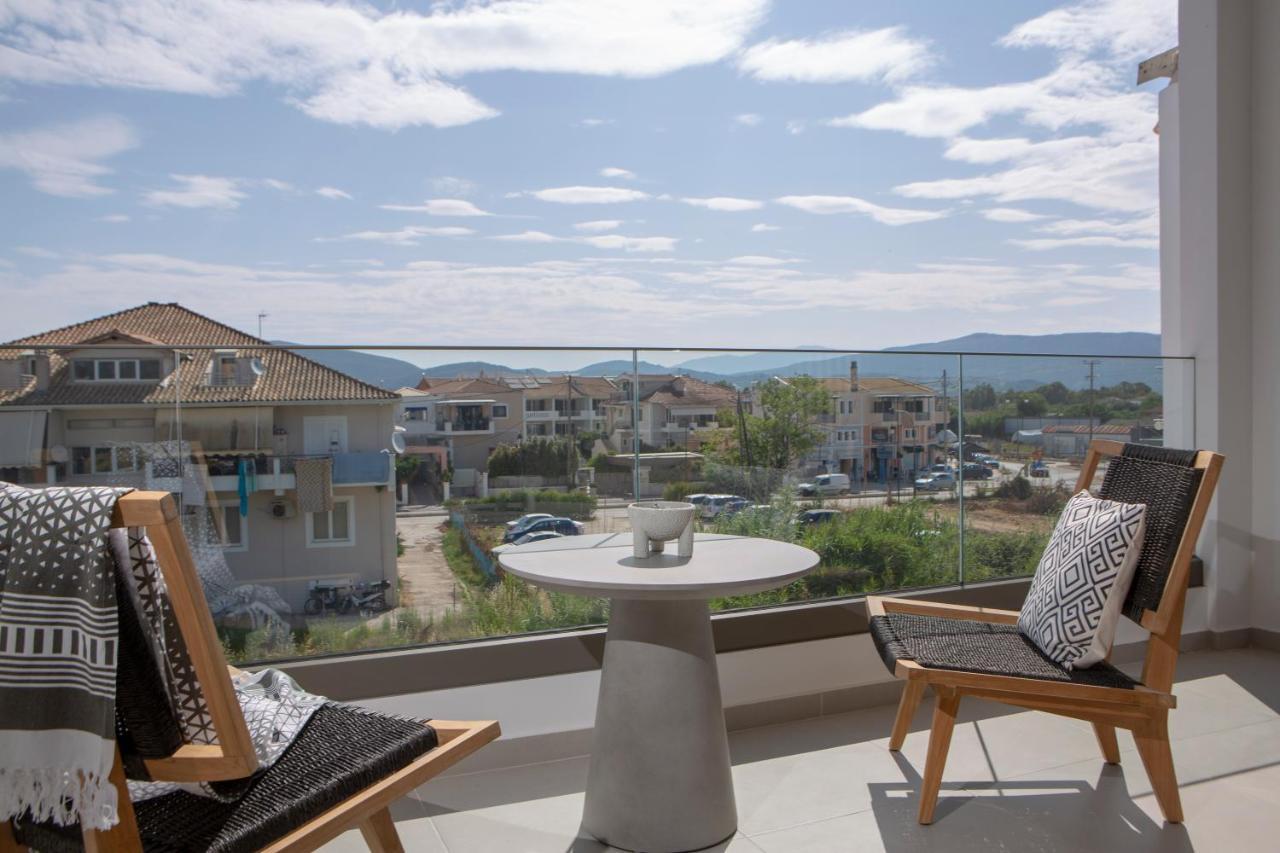 Achillion Suites Lefkada City Exterior photo