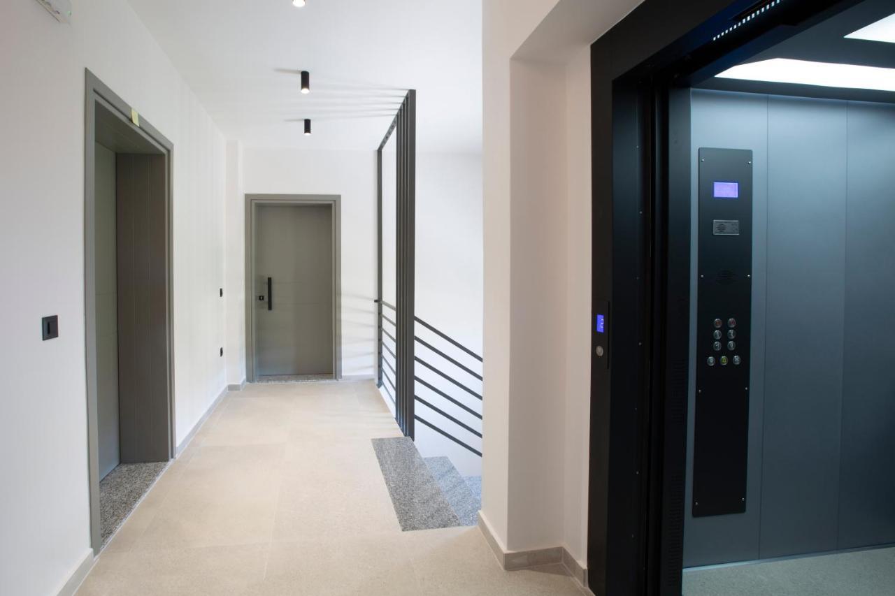 Achillion Suites Lefkada City Exterior photo