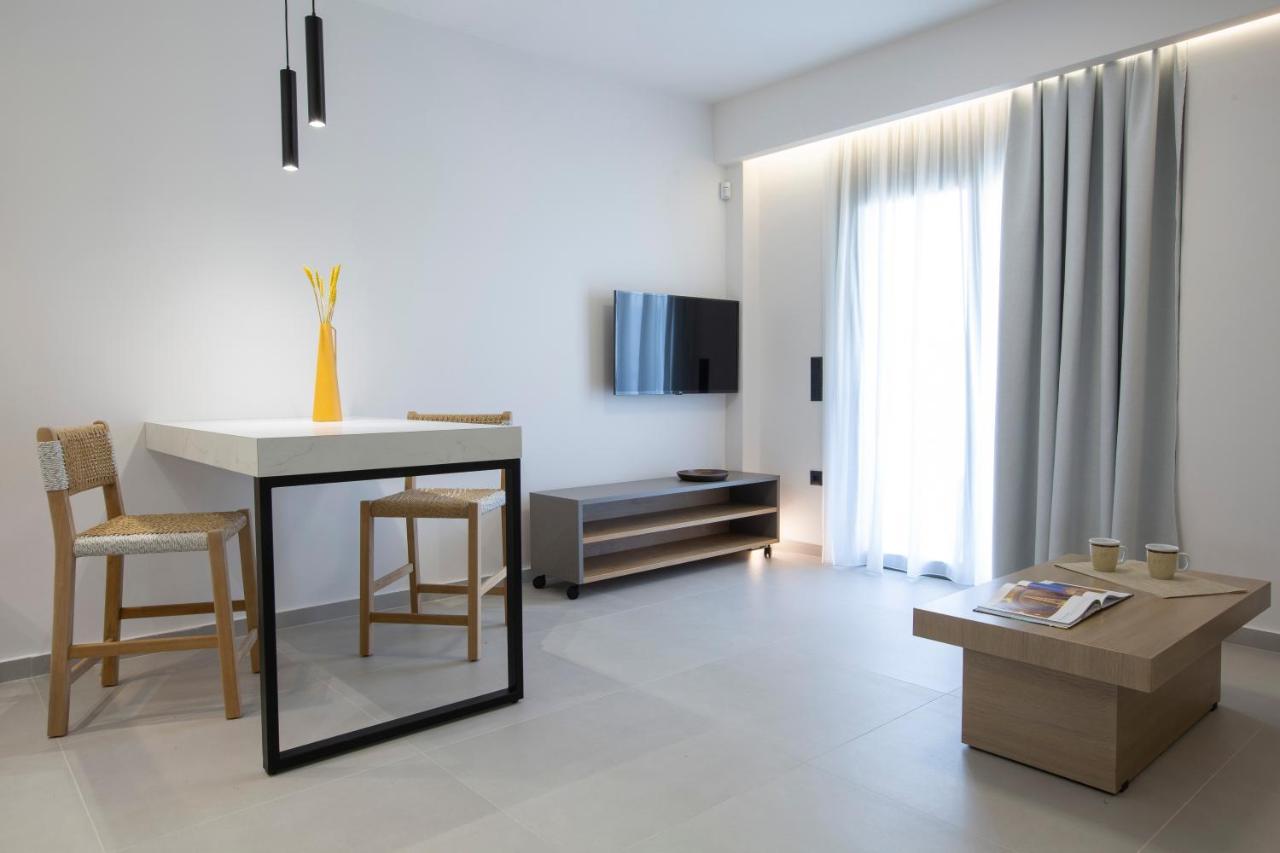 Achillion Suites Lefkada City Exterior photo