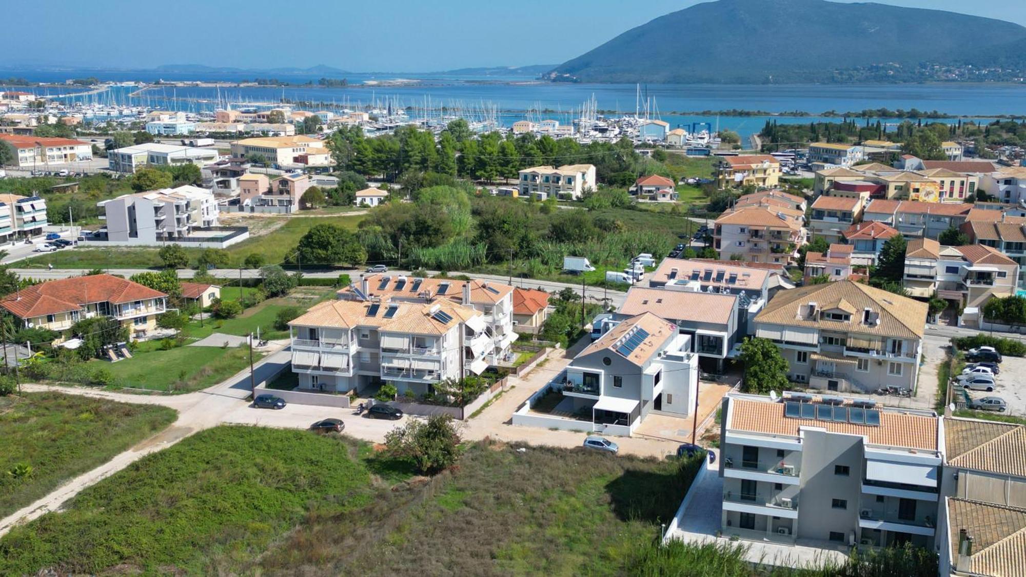 Achillion Suites Lefkada City Exterior photo
